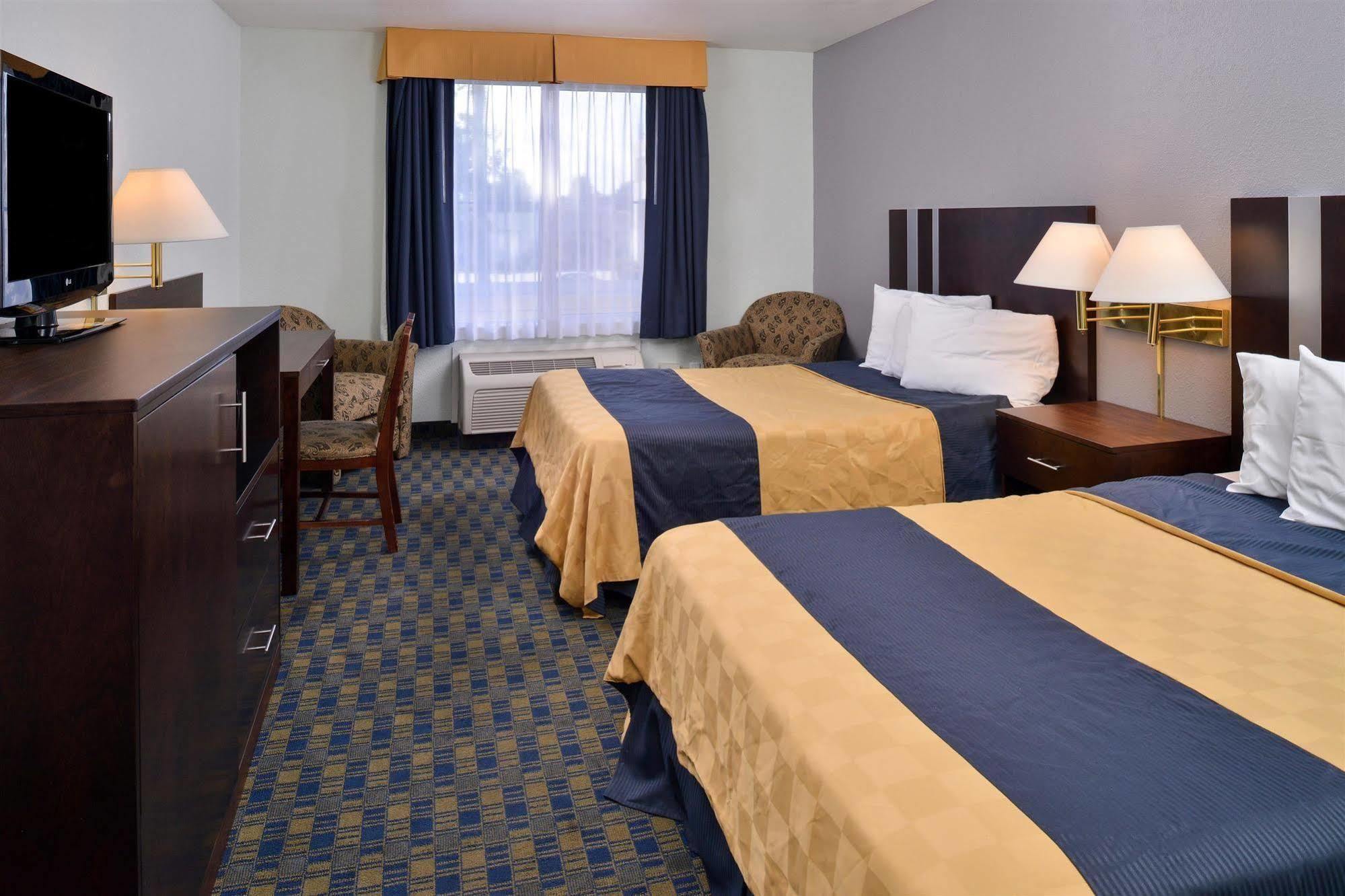 Americas Best Value Inn סאניוייל מראה חיצוני תמונה
